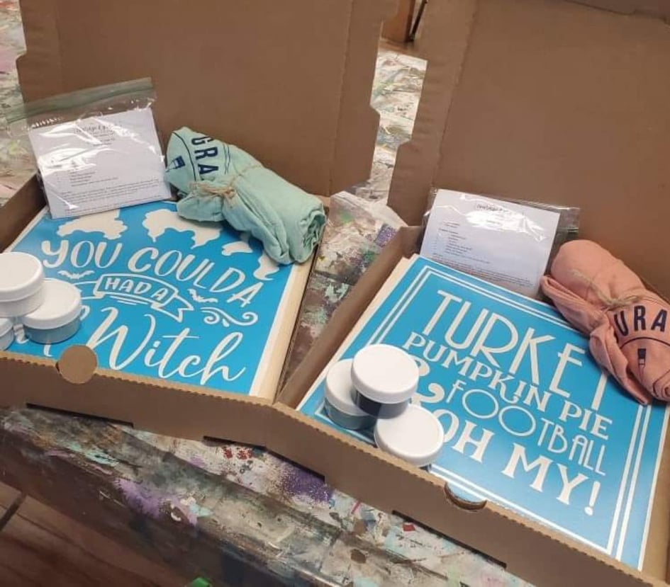 LARGE T-shirt Fall Surprise Box