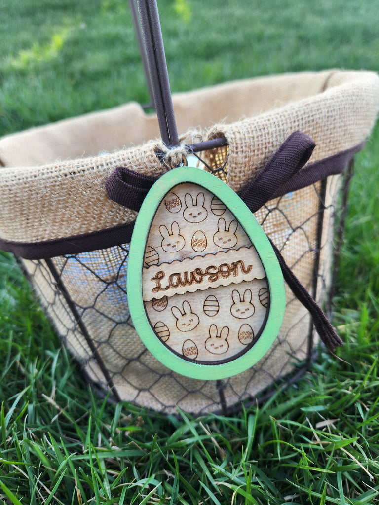 Egg Striped Scallop Easter Tag