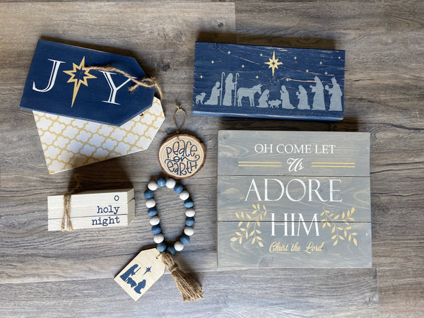 !!! Christmas Themed Kits